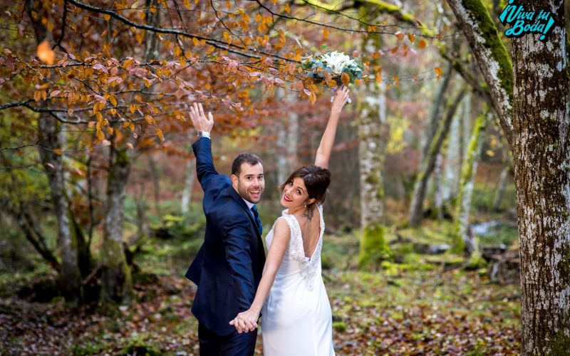 Fotógrafos de bodas y postbodas en Logroño, La Rioja. Fotos en la naturaleza