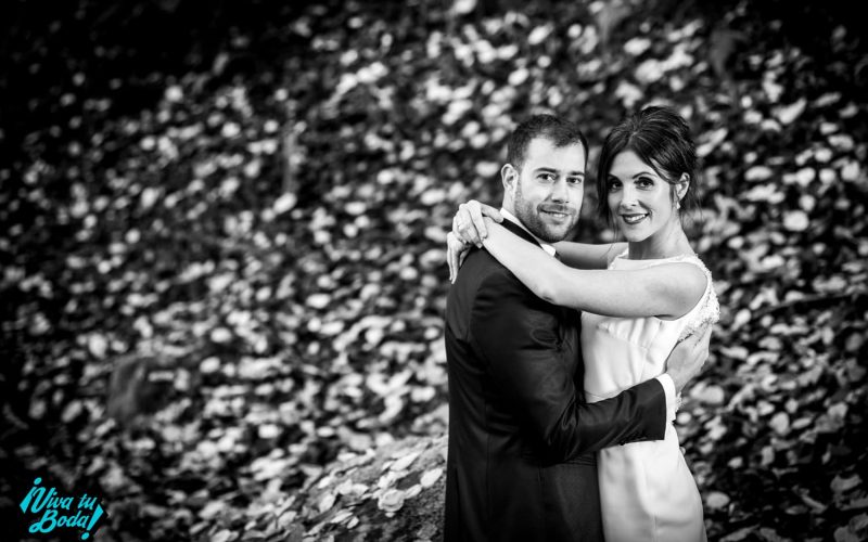 Fotógrafos de bodas y postbodas en Logroño, La Rioja. Fotos en la naturaleza